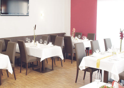 ACANTUS Hotel Weisendorf Exterior foto